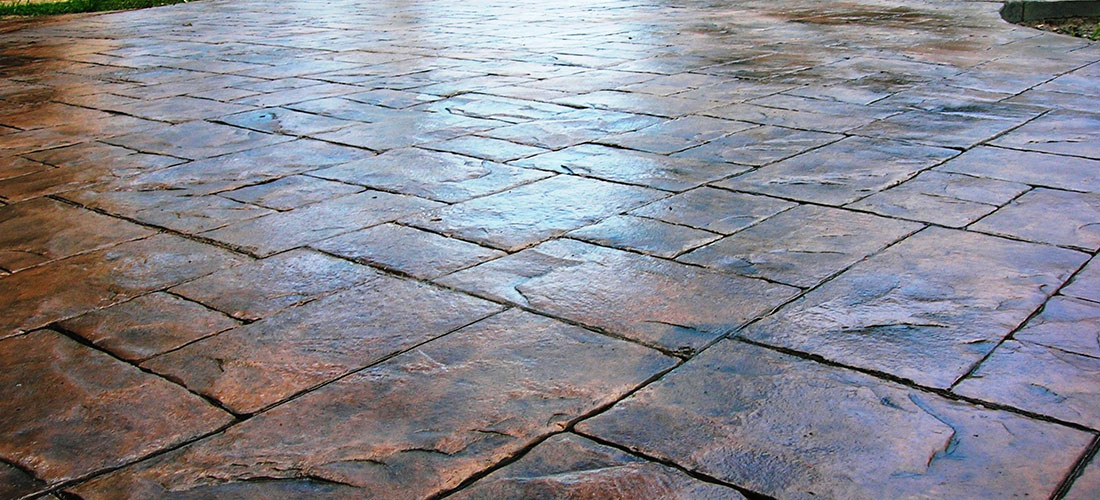 Som una empresa amb molta experiència amb paviments. Ens caracteritza el nostre esforç i serietat constant per oferir als nostres clients el millor servei. Treballem amb materials de primera qualitat. A https://construccions-reformes-rehabilitacions.com/ volem que gaudeixi del seu paviment i, per tant, li oferim un producte fàcil de mantenir i molt resistent. L'àmplia gamma de colors i motlles li permetrà escollir el que més li agradi i s'adapti a les seves necessitats. Treballem en tot tipus de superfícies i indrets: VORERES CARRERS PLACES PARCS RAMPES TERRASSES INTERIORS DE LOCALS PÀRQUINGS VOLTANTS DE PISCINES No dubtin a posar-se en contacte amb nosaltres, els atendrem amb molt de gust i al més ràpidament possible.