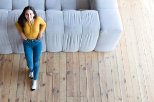 Disposem d'un equip de professionals amb dilatada experiència al sector i unes instal·lacions dotades d'una gran varietat de mostrari, la qual cosa ens permet oferir-los qualitat i preus molt competitius. Quedem a la seva disposició per ampliar-los informació sobre els nostres serveis, així com estudiar i pressupostar els seus projectes. Disposem d'un equip de professionals amb dilatada experiència al sector del parquet natural i dels terres vinílics i unes instal·lacions dotades d'una gran varietat de mostrari, la qual cosa ens permet oferir-los qualitat i preus molt competitius. Quedem a la seva disposició per ampliar-los informació sobre els nostres serveis, així com estudiar i pressupostar els seus projectes. Estem especialitzats en PARQUET: Parquet de tarima flotant de fusta massissa JUNCKERS. Parquet flotant de fusta KÄHRS, KARELIA, STEIRER PARKETT. Parquet de tarima de FUSTA MASSISSA polida i envernissada. Parquet encolat TABLILLA i GRAN FORMAT polit i envernissat. Polit i envernissat de PARQUET. Paviment sintètic QUICK-STEP. Col·locació de MOQUETES Col·locació de SAIPOLAM. Tarima de fusta massissa PER A EXTERIORS natural i sintètica (Piscines, Terrasses, Jardí, etc.). PARQUETS ANDORRA, és una empresa familiar amb una dilatada experiència molts anys d’experiència dedicada des dels orígens al subministrament i a col·locació de terres de fusta. Des dels seus inicis, PARQUETS ANDORRA ha anat creixent, gràcies a la confiança dels nostres clients i a la col·laboració dels nostres proveïdors. En l'actualitat disposem de magatzem i sala d'exposició per donar el millor tracte possible en tots els nostres serveis. Atenent l'evolució dels mercats actuals i la demanda creixent dels nostres clients, des de PARQUETS ANDORRA hem anat introduint nous productes segons la tendència del mercat. A més de comptar amb les tarimes tradicionals de sempre i parquets encolats, hem anat incorporant una àmplia gamma en tarimes massisses acabada de fàbrica, parquets de tarima flotant i les millors marques en paviments sintètics. Com a servei familiar oferim un tracte personalitzat, una gran professionalitat i motivació que amb els anys va passant a següents generacions ampliant coneixements i experiència que es tradueix en veure com els nostres clients, constructors, decoradors i arquitectes dipositen la seva confiança en els treballs fets per la nostra empresa. A PARQUETS ANDORRA utilitzem les primeres marques del mercat atenent que es compleixin totes les normatives mediambientals i de sostenibilitat. Esperem al costat de tots els nostres clients continuar mantenint la mateixa trajectòria i confiança per poder donar un tracte concorde amb què els nostres clients necessiten. CONSTRUCCIONS REFORMES i Rehabilitacions d'habitatges i edificis a ANDORRA és una empresa de construcció especialitzada en el treball de rehabilitació construcció i reformes de tota classe de finques, edificis, locals, hotels, apartaments, botigues, despatxos, etc. Va ser fundada fa any provinent d'una empresa familiar amb més de 40 anys de dedicació al món de la construcció. A la nostra empresa treballem tots els rams de la construcció, les reformes i les rehabilitacions: aïllament de façanes és una de les nostres especialitats, paletes, pintors, soldadors i muntadors de bastides, treballs verticals, reparació de cobertes, forjats, façanes, rehabilitació i aïllaments de façanes, rehabilitació de patrimoni, restauració de cobertes de fusta i cobertes de pissarra. Així doncs, podem fer tots els treballs de rehabilitació de qualsevol mena de construcció, des del muntatge de la bastida, fins als últims acabats, tots els treballs de construcció, reformes i rehabilitació són realitzats per operaris propis. Som especialistes en rehabilitació integral de finques, que va des de façanes de diferents arquitectures i acabats (estucs, obra vista, pedra artificial, arrebossats) fins a neteja de paraments amb xorro de sorra, neteja amb una gran pressió amb sorra. Això també inclou terrats, celoberts, lloses de balcons, patis de llum o el que en diem patis interiors, impermeabilització de murs, problemes d'osmosi i humitats, escales de veïns, escomeses de llum, renovació de claraboies amb les nostres biguetes protegides amb PVC i armades amb policarbonat de 16 mm, de doble càmera aïllat correctament (Claraboies amb una duració gairebé il·limitada). També fem reparacions i manteniment de gas, aigua i electricitat... en definitiva, tots els serveis comuns de casa seva, o del seu edifici. Incorporem també el servei de manteniment 24 hores al dia i també servei d'urgències per a tot tips d'emergències per a tota classe instal·lacions elèctriques de baixa tensió. Disposem d'un Departament Tècnic el qual es cuida de la tramitació de tots els permisos i subvencions. Som especialistes en reformes, recuperació i rehabilitació de Bordes típiques Andorranes.